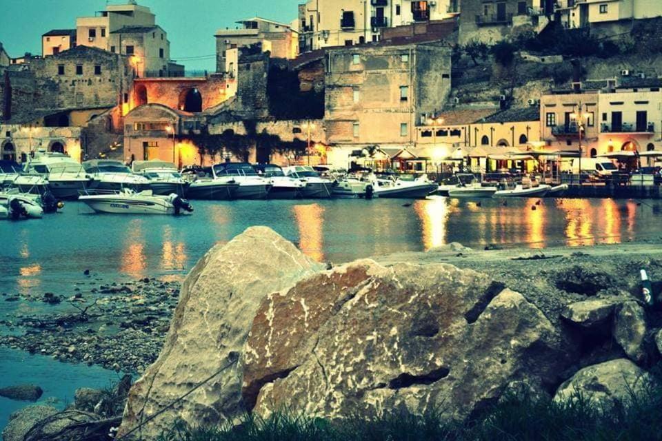 Appartement La Rosa Dei Venti à Castellammare del Golfo Extérieur photo